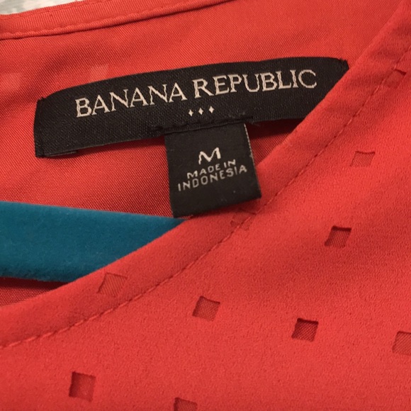 Banana Republic SS blouse coral - Picture 3 of 3